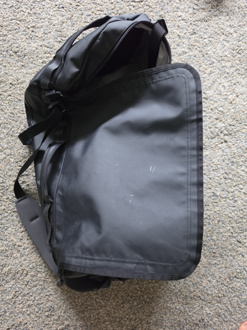 Baboon To The Moon 40L Bag